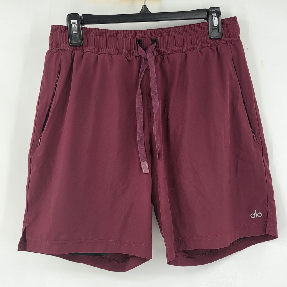 Alo Yoga Mens 2-in-1 Performance Shorts Burgundy Maroon Compression Liner Size M